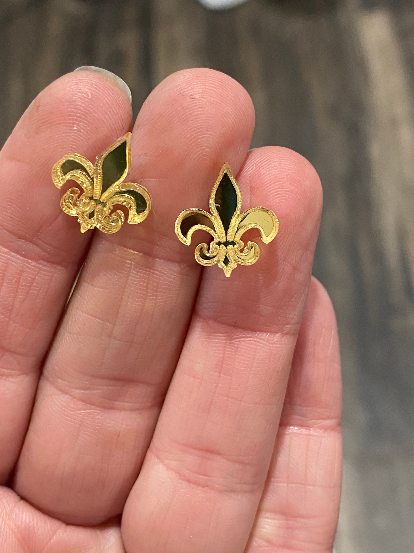 Gold mirrored acrylic fleur-de-lis stud earrings